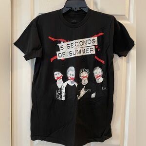 Five Seconds of Summer Black Short Sleeve T-shirt, Women's Size L EUC